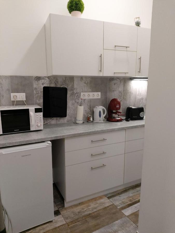 Pompar Belvarosi Apartman Szeged Exterior photo
