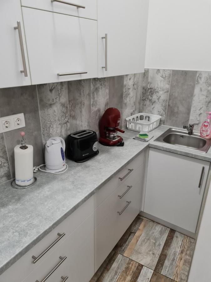 Pompar Belvarosi Apartman Szeged Exterior photo