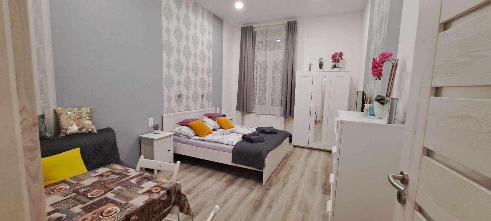 Pompar Belvarosi Apartman Szeged Exterior photo
